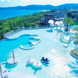 Hualuxe Yalong Bay Санья